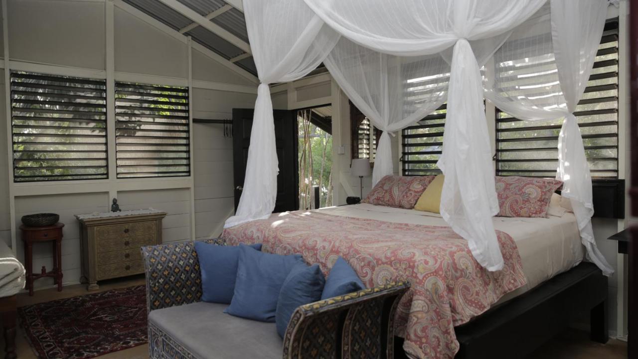 Katamah Beachfront Guesthouse Treasure Beach Pokoj fotografie