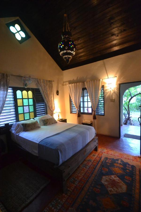 Katamah Beachfront Guesthouse Treasure Beach Exteriér fotografie